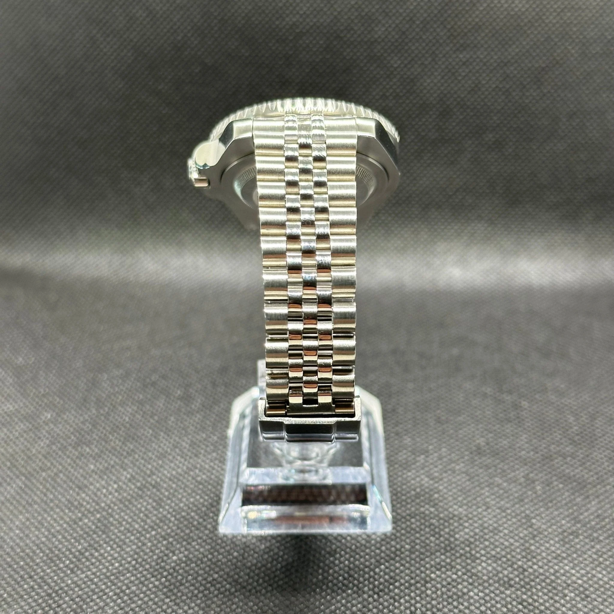 GMT Mod "Sprite" Watch (Premium Dial) - Image 7